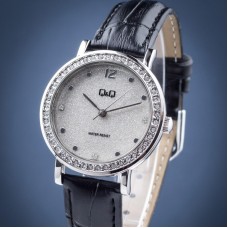 Наручные часы Q&Q QB45-301
